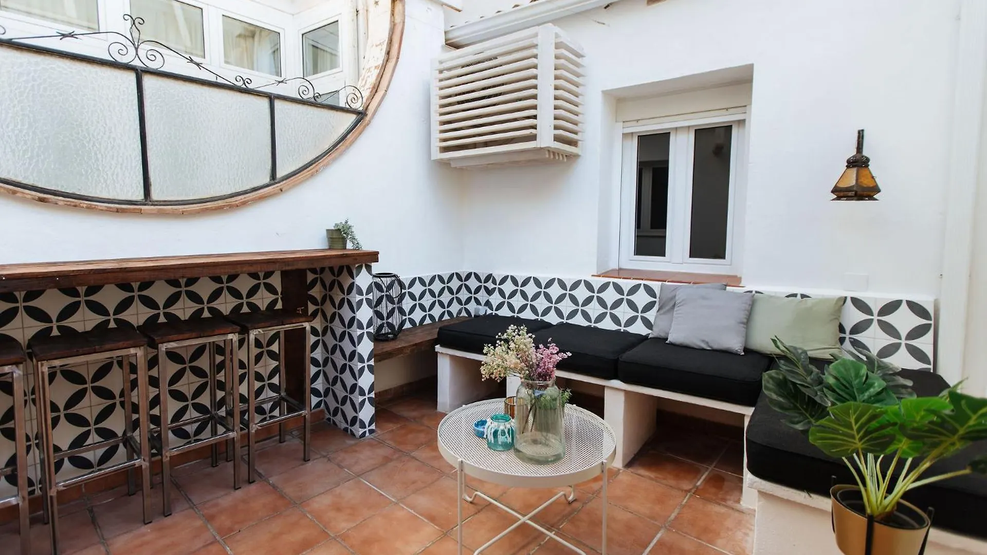Casa Riad Met Prive Patio Màlaga Apartmán